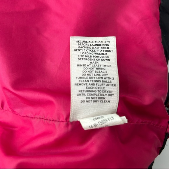 REI Women's Black and Pink Puffer Jacket - Picture 5 of 5